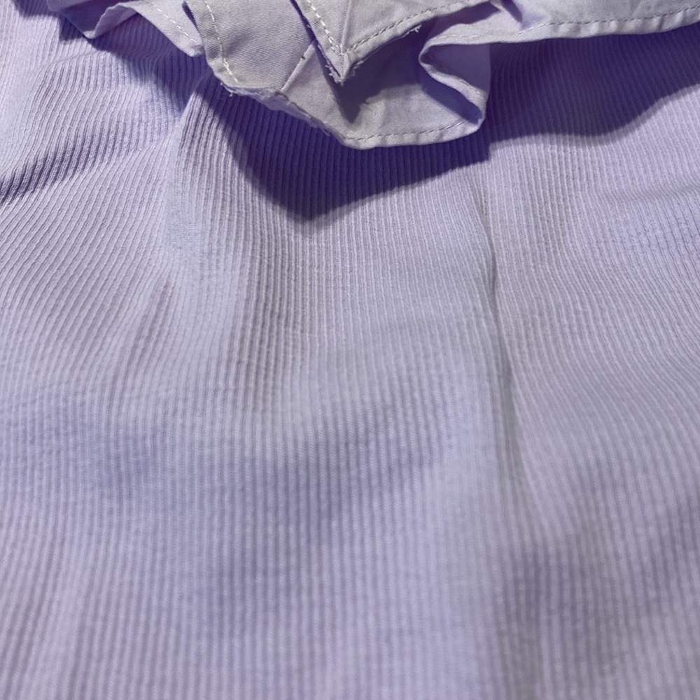 Ribbed Poplin Ruffle V-Neck Tank - Picture 4 of 4
